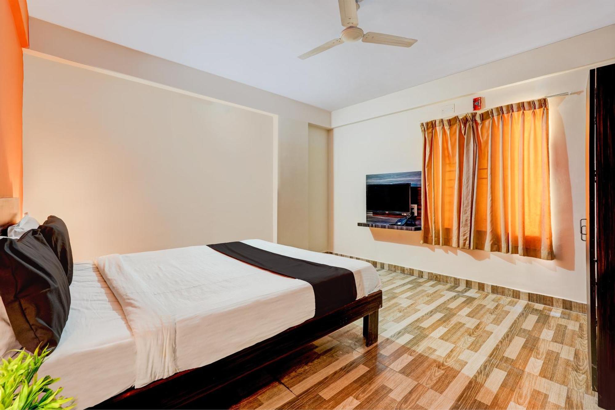 Oyo Pmr Elitestay Hotel Near Ascendas Park Square Mall Bangalore Dış mekan fotoğraf